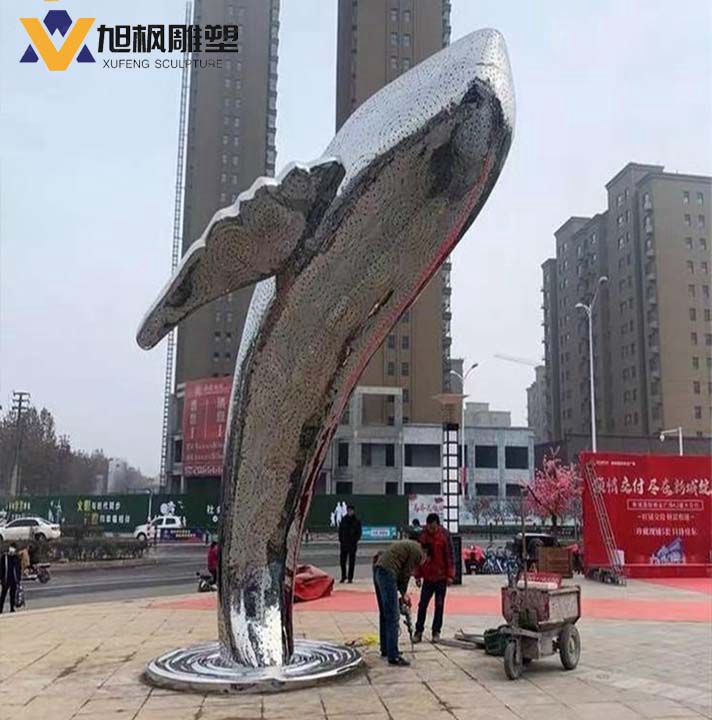 鲸鱼海豚不锈钢雕塑